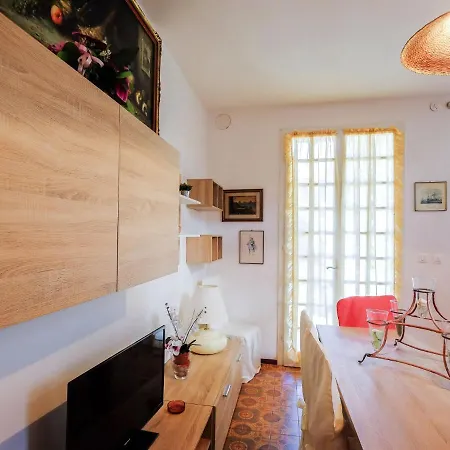 Apartment Locazione Turistica Giardino *